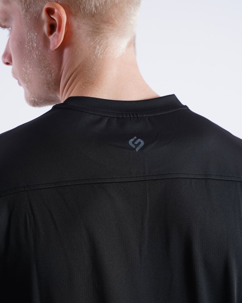 Trek T-shirt - Black - The Lasting Shape