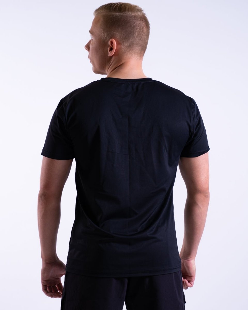 Core Mesh T-shirt - Black - The Lasting Shape