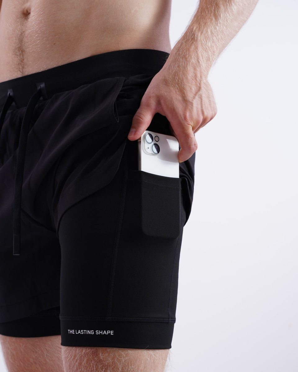 Trek Shorts 2in1 - Black - The Lasting Shape